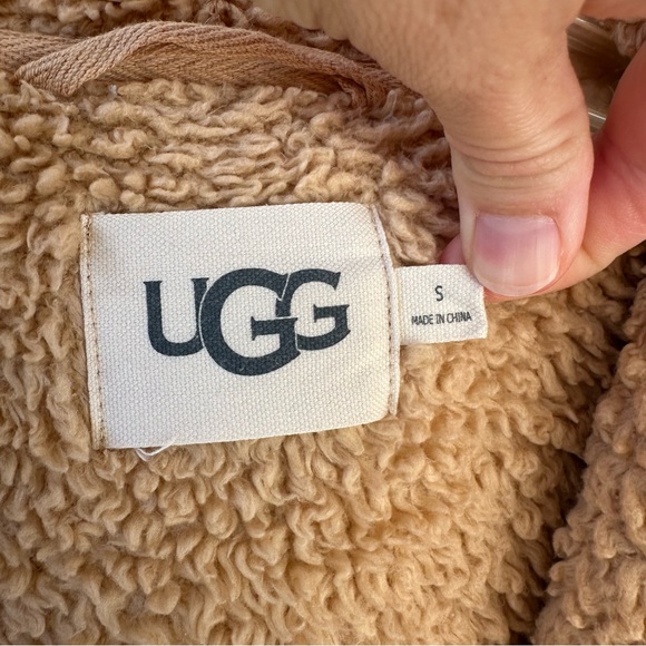 UGG Women’s Faux Shearling Hooded Aarti Robe in Sand - Picture 2 of 3